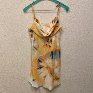 Cute sundress size small worn once!